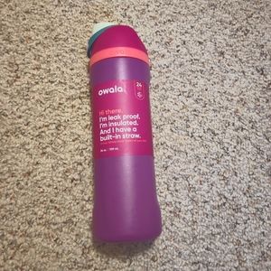 NWT* Owala 24oz. Bottle